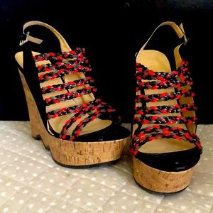 🌹REDUCED🌹 LILIANA WEDGES!